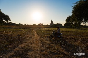 E-bike et Temple - Bagan