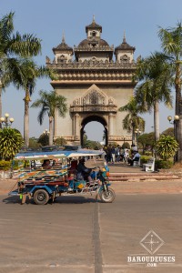 Patuxai - Arc de Triomphe - Vientiane