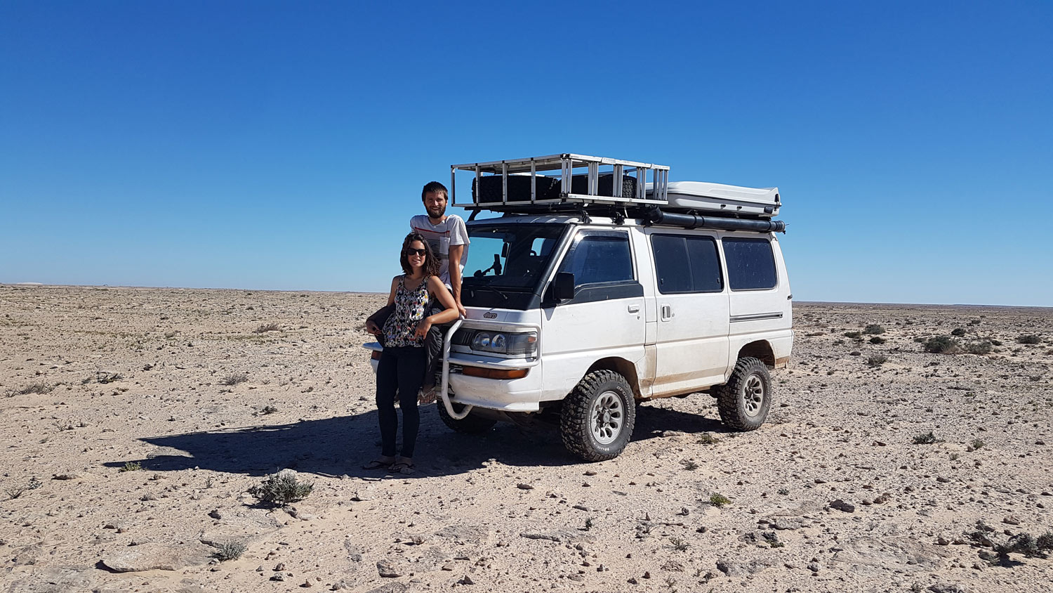 Les Marioles trotters sont digitals nomads et se promènent en van sur les routes d'Afrique et bientôt d'Asie. Ils vivent de leur chaîne YouTube.